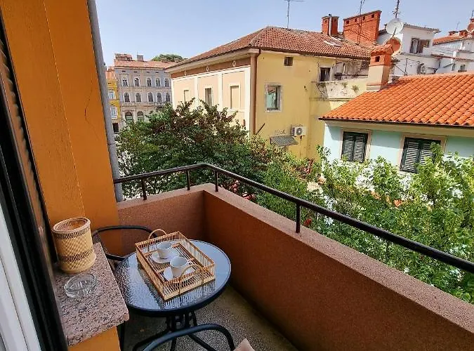 Stivi Luxury Apartments