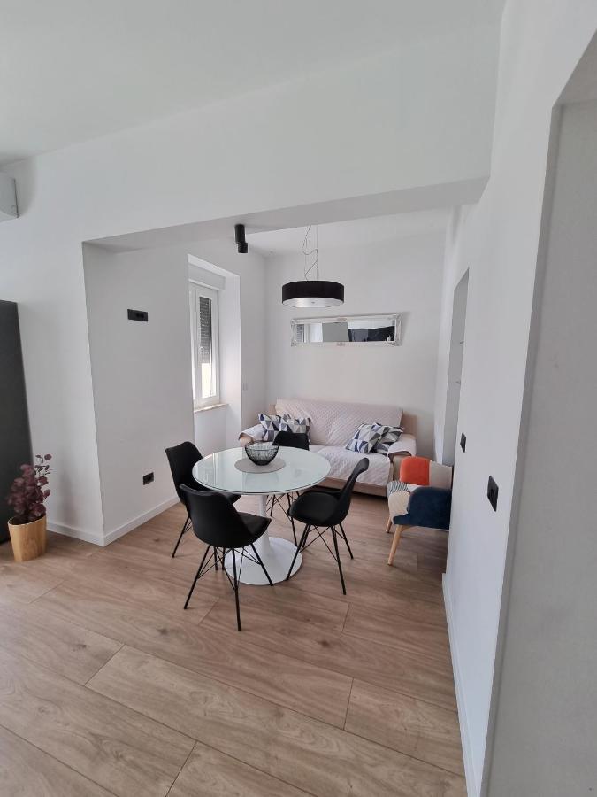 Stivi Luxury Apartment